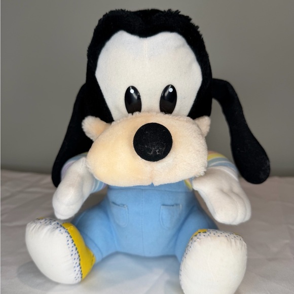 Playskool Other - Vintage 1984 Walt Disney Baby Goofy plush doll